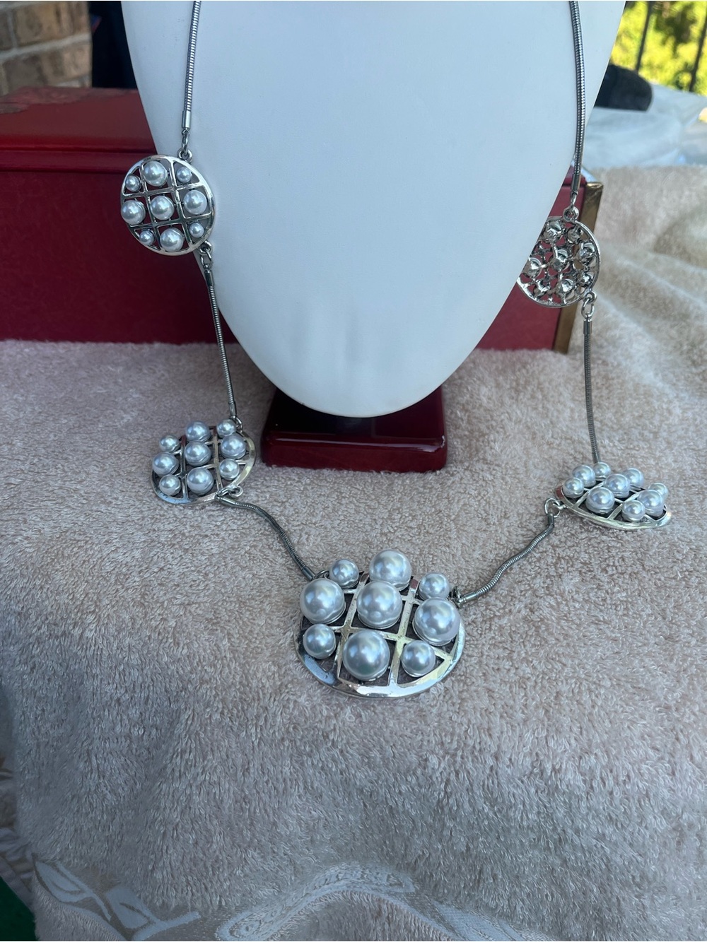 Pearl Cluster long Silver-Tone Necklace - Elegant White Accent